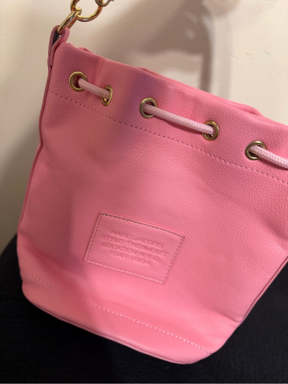 Marc Jacobs Pink Drawstring Mini Bucket Shoulder Bag - Picture 5 of 6